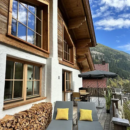 Chalet Am Bachl 1 *